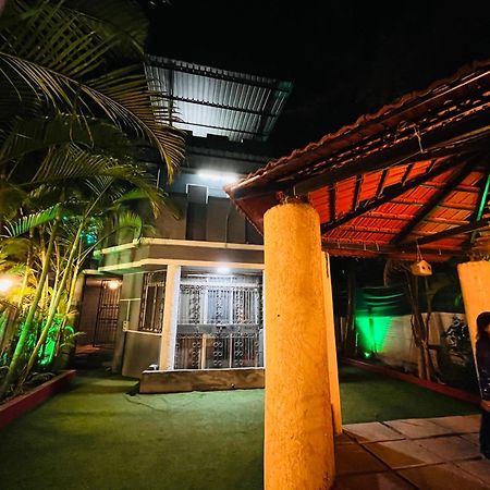 Lonavala Enclave Villa Buitenkant foto