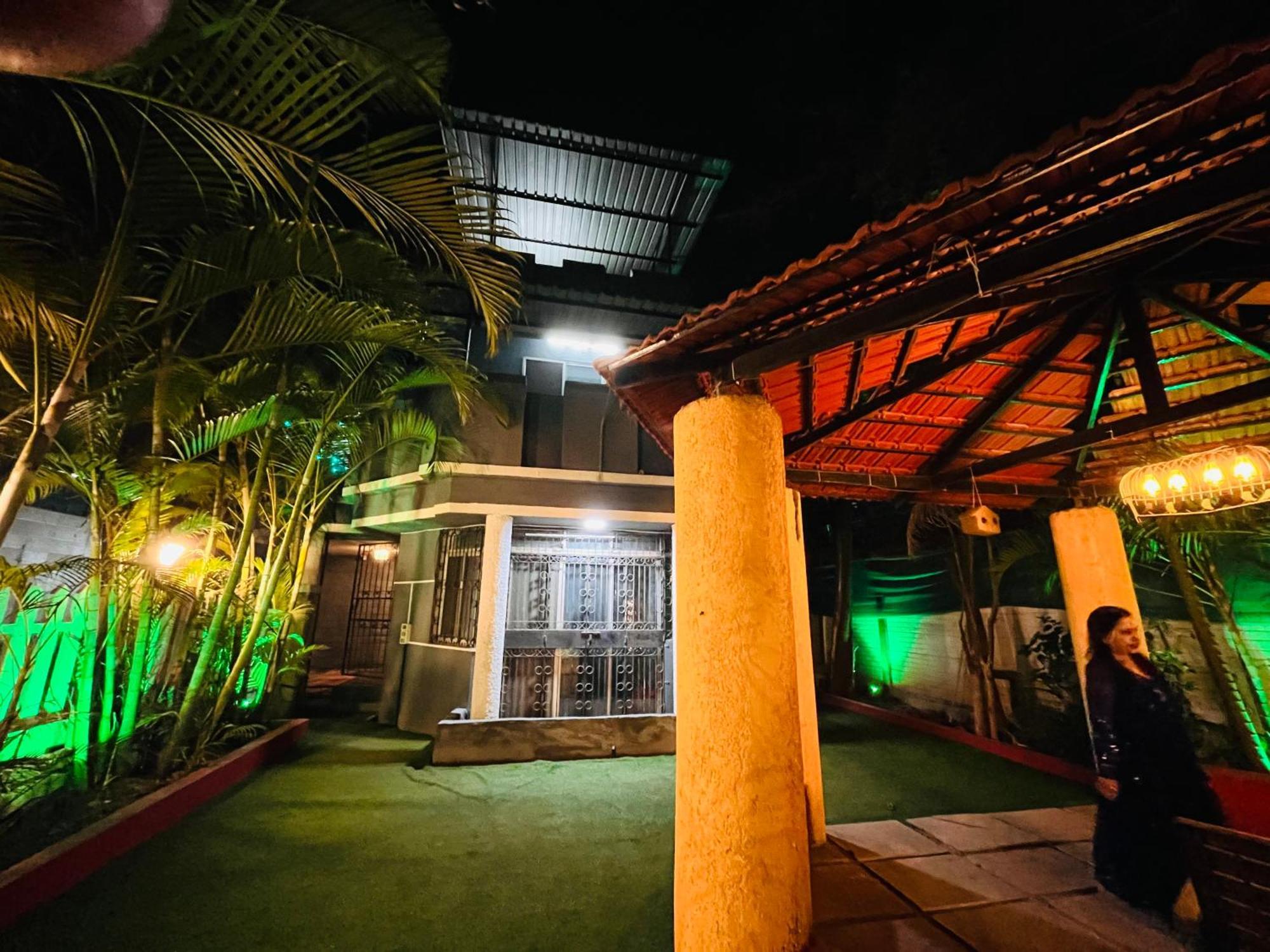 Lonavala Enclave Villa Buitenkant foto
